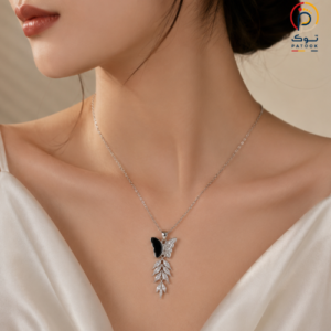 گردنبند استیل طرح پروانه دنباله‌دار